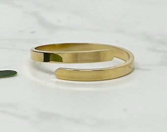 Adjustable Gold Spiral Wrap Ring, Minimalist Open Band, Tarnish Free Jewelry