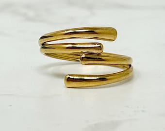 Tarnish Free Gold Ring, Adjustable Gold Ring, Chunky Ring, Thumb Ring, Waterproof Jewellery, Statement Ring, Spiral Ring, Unisex Jewellery