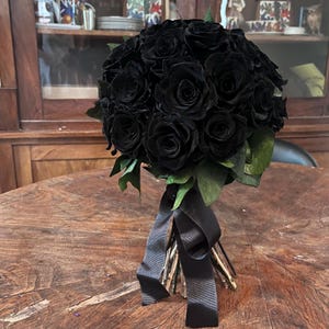 Black Wedding Bouquet – Gothic Bridal Flowers with Preserved Roses for Alternative Bride
