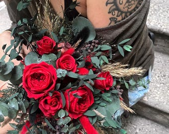 Dark Red Dried Flower Bridal Bouquet – Elegant Winter Wedding Bouquet with Preserved Roses