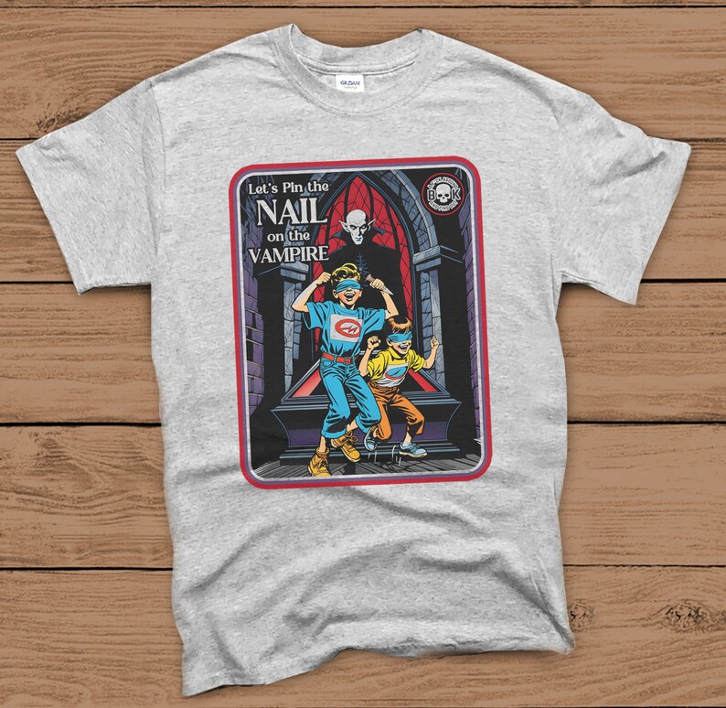 Rolig Halloween-vampyr-T-shirt: Pin the Nail, unisex-tröja bild 5