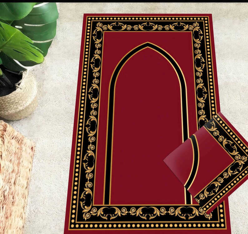 Red Prayer, Gold Prayer Rug, Religious Rugs, Red Rug, Islamic Rugs