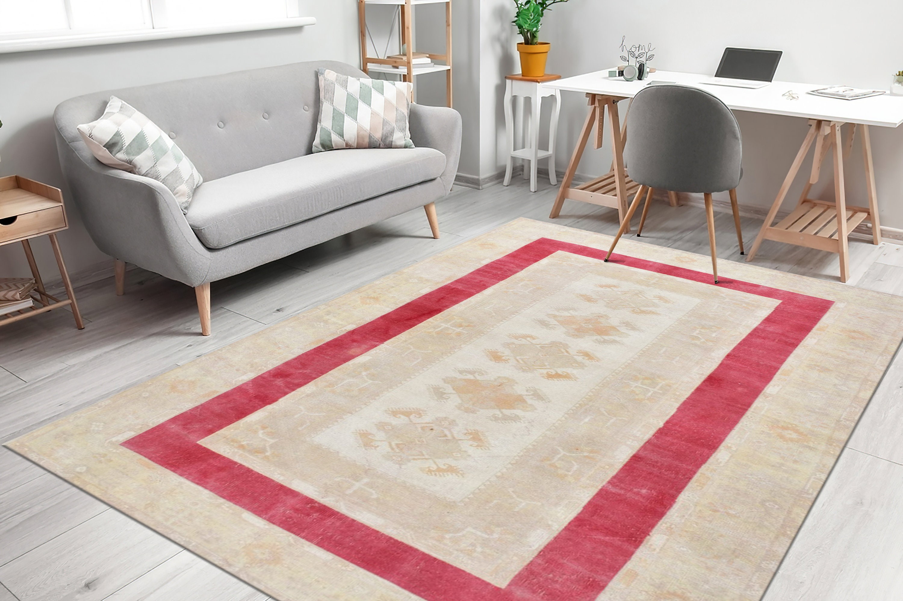 幾何学模様のラグ、ソフトトーンのラグ、赤いラグ、ヴィンテージ