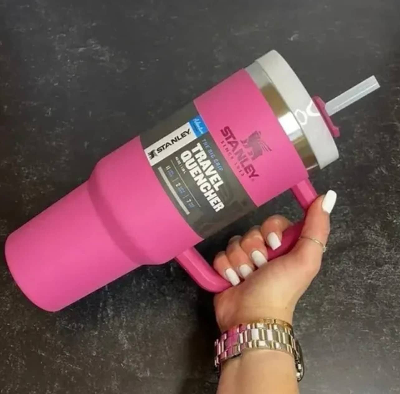 Stanley Tumbler 30oz The Flowstate Quencher H2.0 Camelia Barbie PINK NEW IN  HAND
