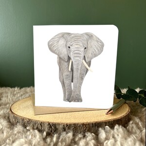 Tarjeta de elefante Tarjeta de cumpleaños de safari Tarjeta en blanco Tarjeta de felicitación Tarjeta de cumpleaños Regalo para los amantes de los elefantes Tarjeta hecha a mano Dibujo de elefante
