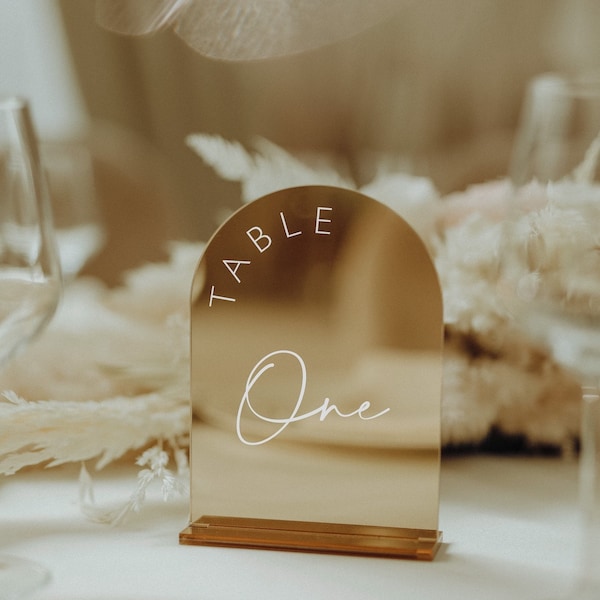 Números de mesa de acrílico de espejo dorado - Signos de mesa de boda - Señalización de boda - Decoración de mesa de boda - Números de mesa de boda con soporte