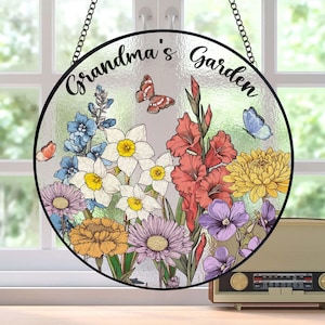 Custom Family Birth Flowers Stained Glass Suncatcher, Personalized Mom's Garden Gift, Birth Month Flower Glass Art Gift, Mother's Day Gift image 8