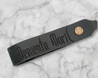 Aandenken Mori leren sleutelhanger Aangepaste sleutelhanger Gegraveerde sleutelhanger Leren sleutelhanger Sleutelhanger zelfhulp nuchterheid geschenken Drugsvrij sober cadeau