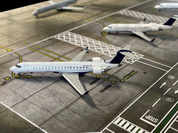 Tapis De Disposition D'aéroport Pour Maquettes D'avion 1/400 Et 1/500, Planche Pliable - Créer Un Modèle D'aéroport, Parcs Jusqu'à 16 Avions, 84 Cm X 120 Cm