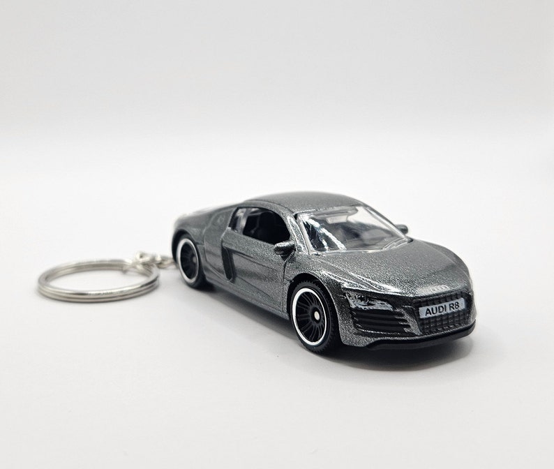 Audi R8 Keychain (free Gift Box) - Etsy