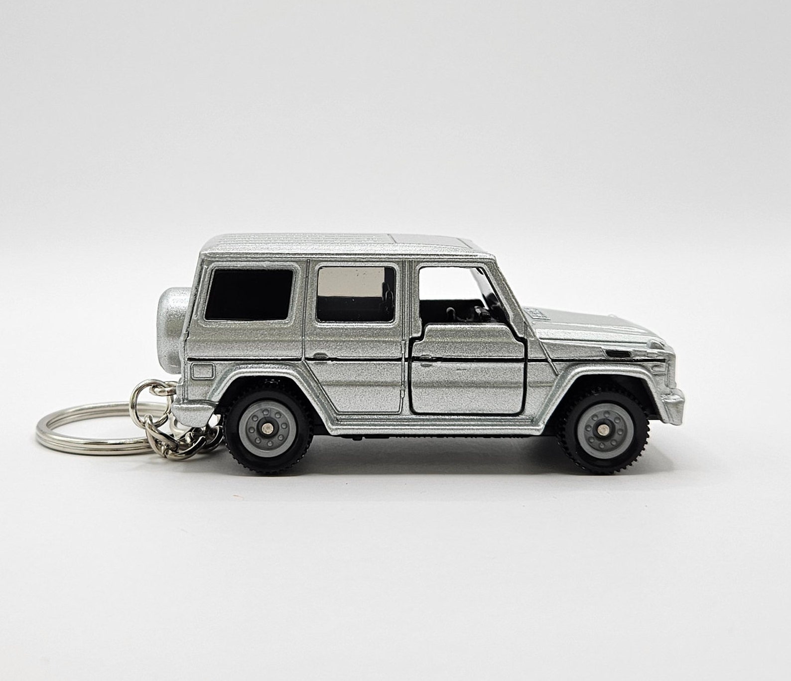 Mercedes-benz G Wagon Keychain (free Gift Box) - Etsy