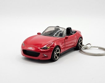 Mazda Miata (MX-5) Keychain (Free Gift Box)