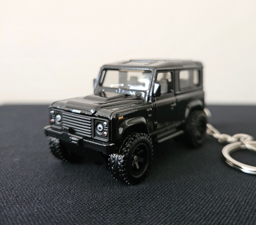 Land Rover Defender Keychain Free Gift Box Etsy land-rover-defender-keychain-free-gift-box-etsy