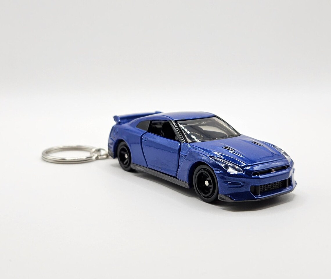 Nissan Skyline R35 GTR Keychain (free Gift Box) - Etsy