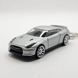 Nissan Skyline R35 GTR Keychain (Free Gift Box)