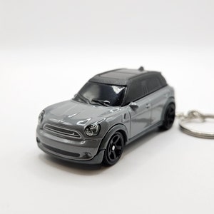 Mini Countryman Keychain (Free Gift Box)