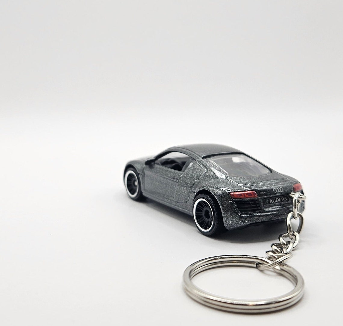 Audi R8 Keychain (free Gift Box) - Etsy