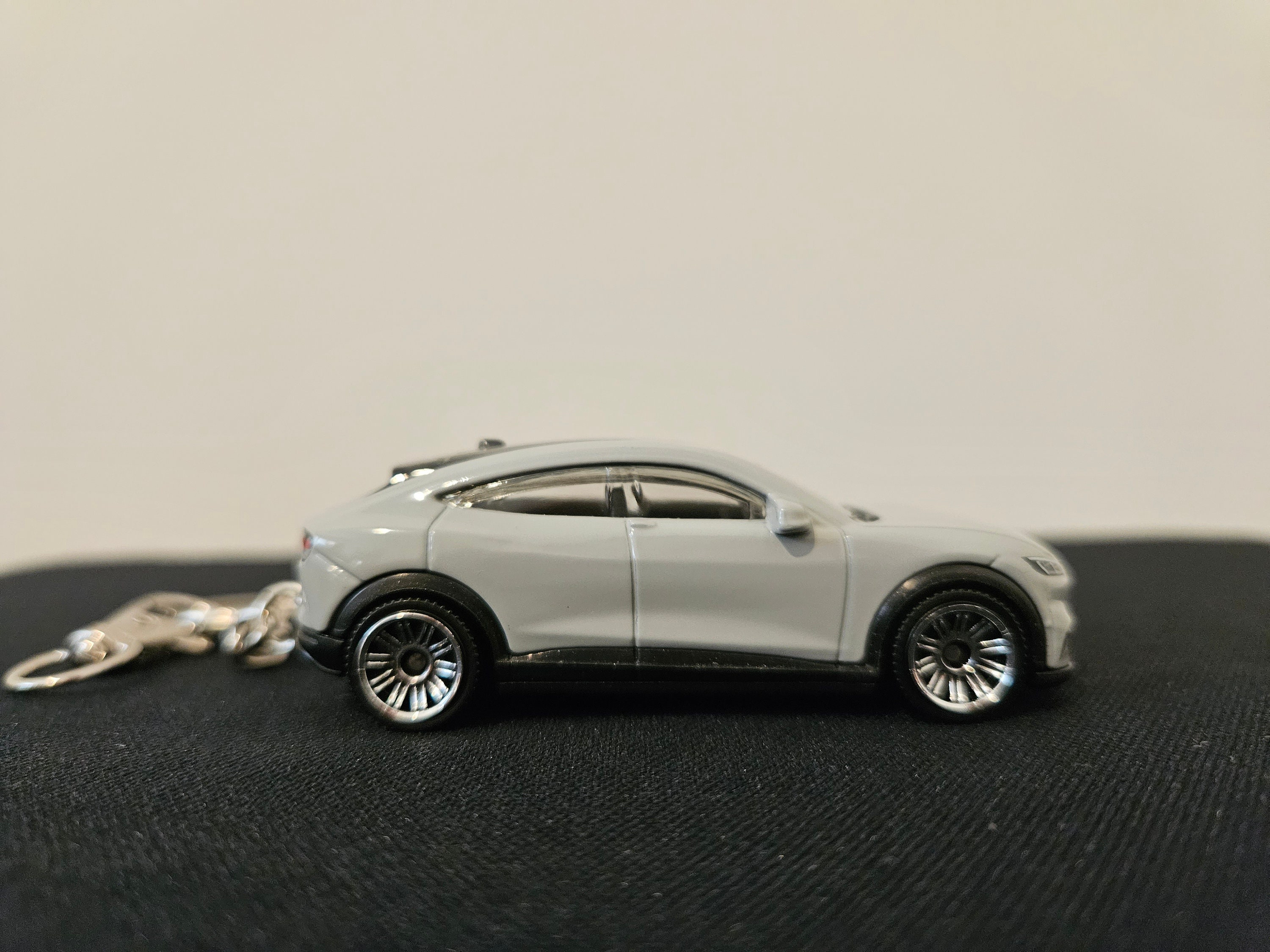 Ford Mustang Mache Keychain free Gift Box Etsy