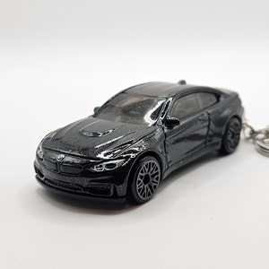 BMW F82 M4 Keychain (Free Gift Box)