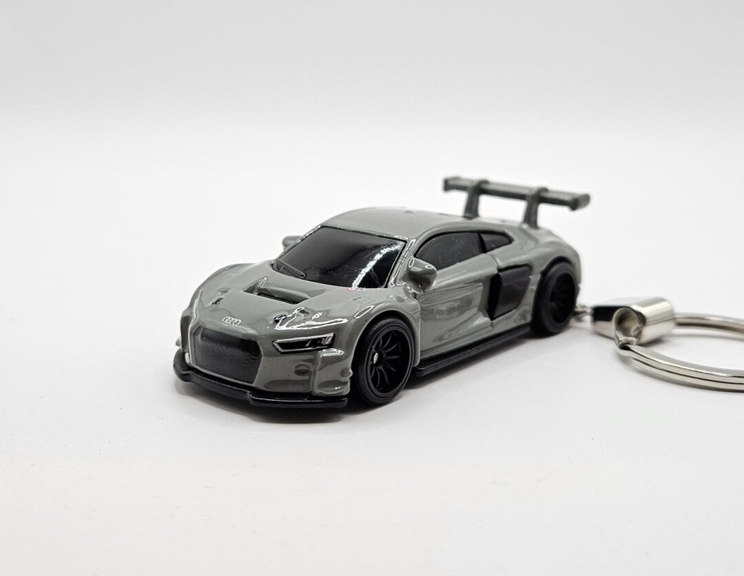 Audi R8 Racecar Keychain (free Gift Box) - Etsy