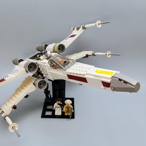 Adjustable Display Stand for LEGO®: Star Wars, Speed Champions, Minifigure Base
