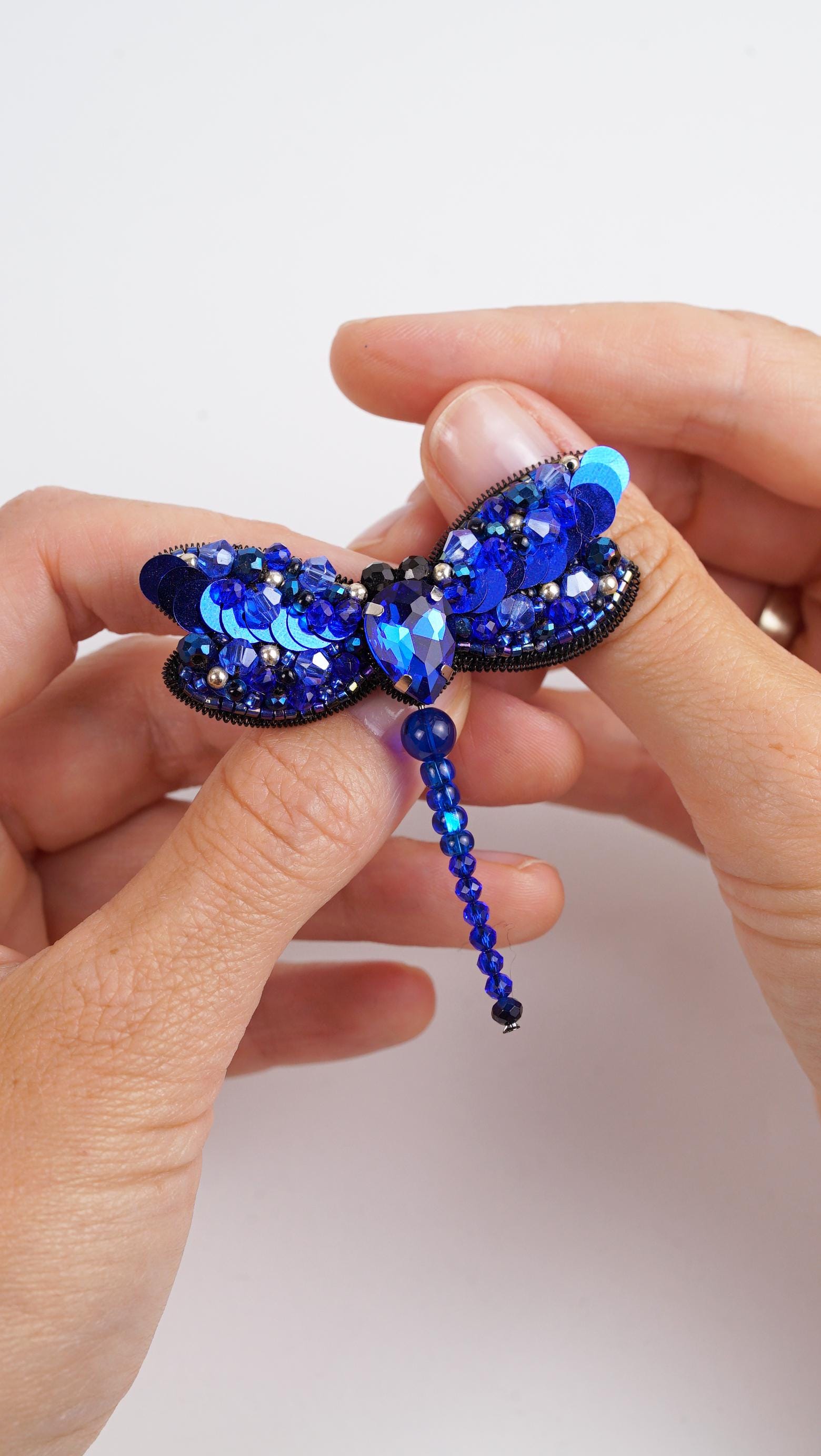 Navy Blue Dragonfly Beaded Brooch – Handmade Swarovski Crystal Jewelry, Statement Bug Pin, Embroidered Brooch Gift for Nature Lovers - Thumbnail 2