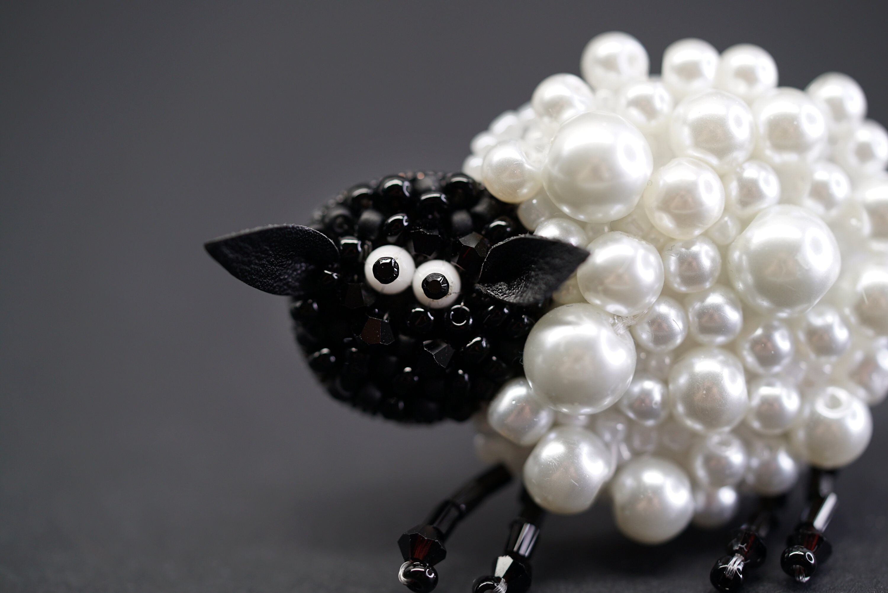 Glass pearl sheep beaded brooch, handmade cute  sheep brooch, farm animal brooch