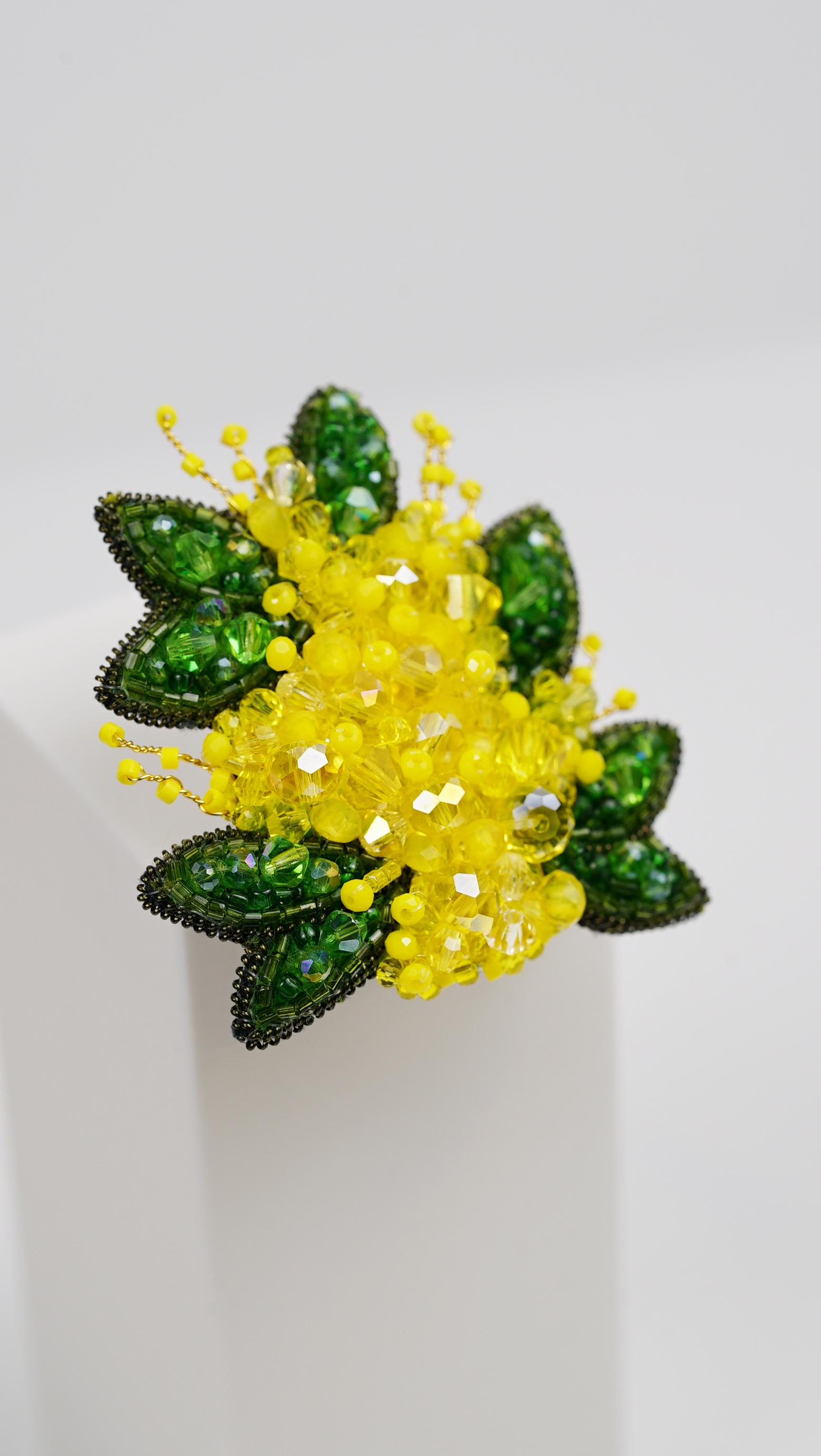 Handmade Mimosa Flower Beaded Brooch – Yellow & Green Crystal Floral Pin – Spring Jewelry – Nature-Inspired Gift - Thumbnail 2