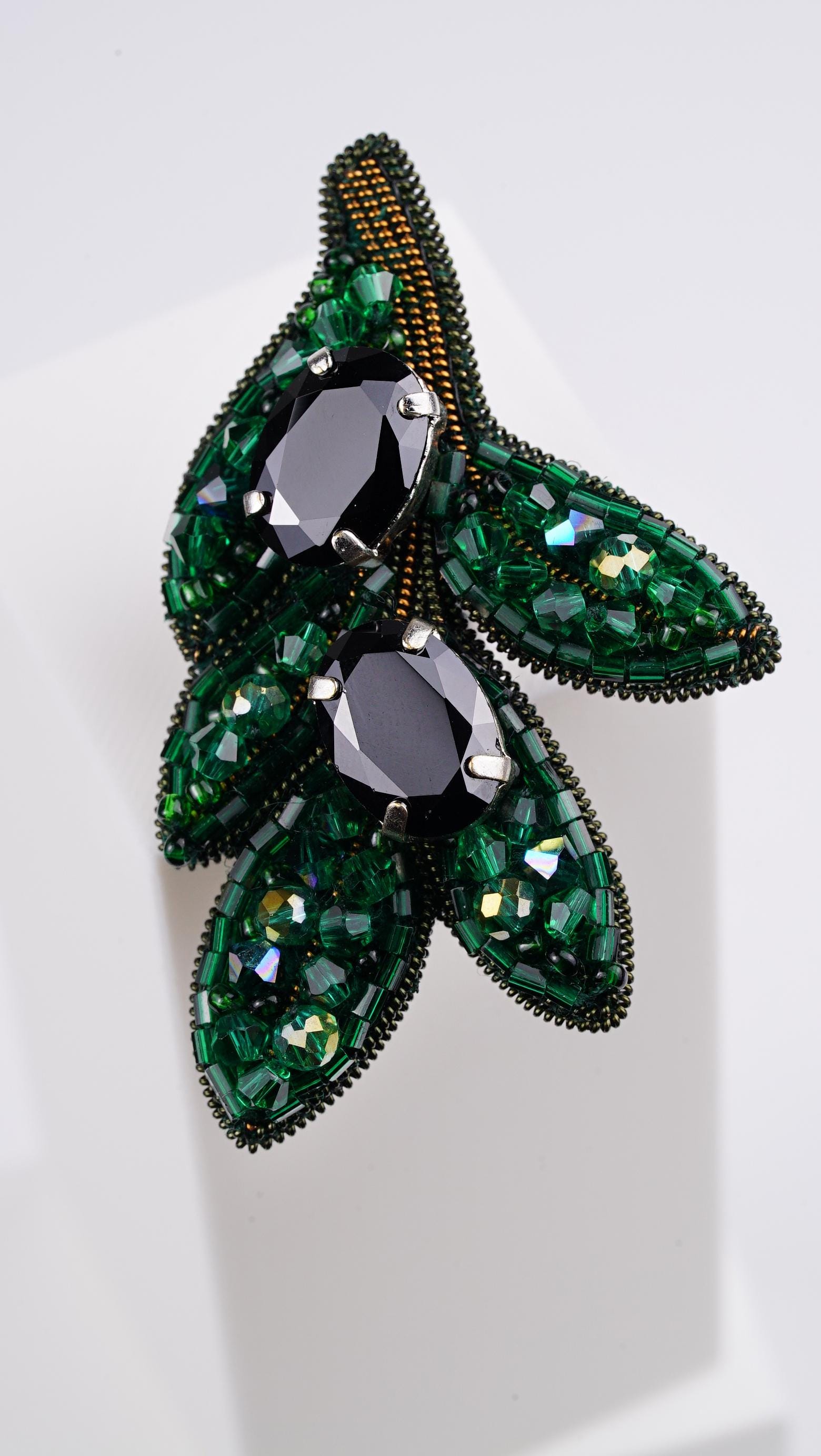 Olive branch beaded brooch, handmade beaded brooch, Swarovski crystal beads, gift for her - Thumbnail 3