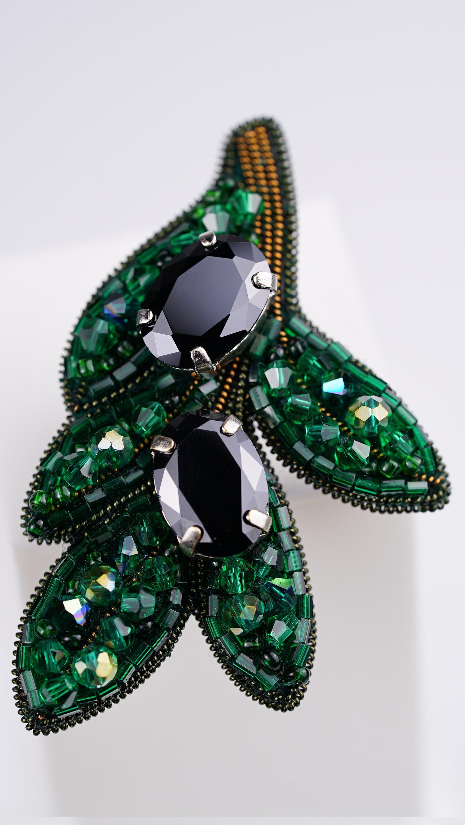 Olive branch beaded brooch, handmade beaded brooch, Swarovski crystal beads, gift for her - Thumbnail 5