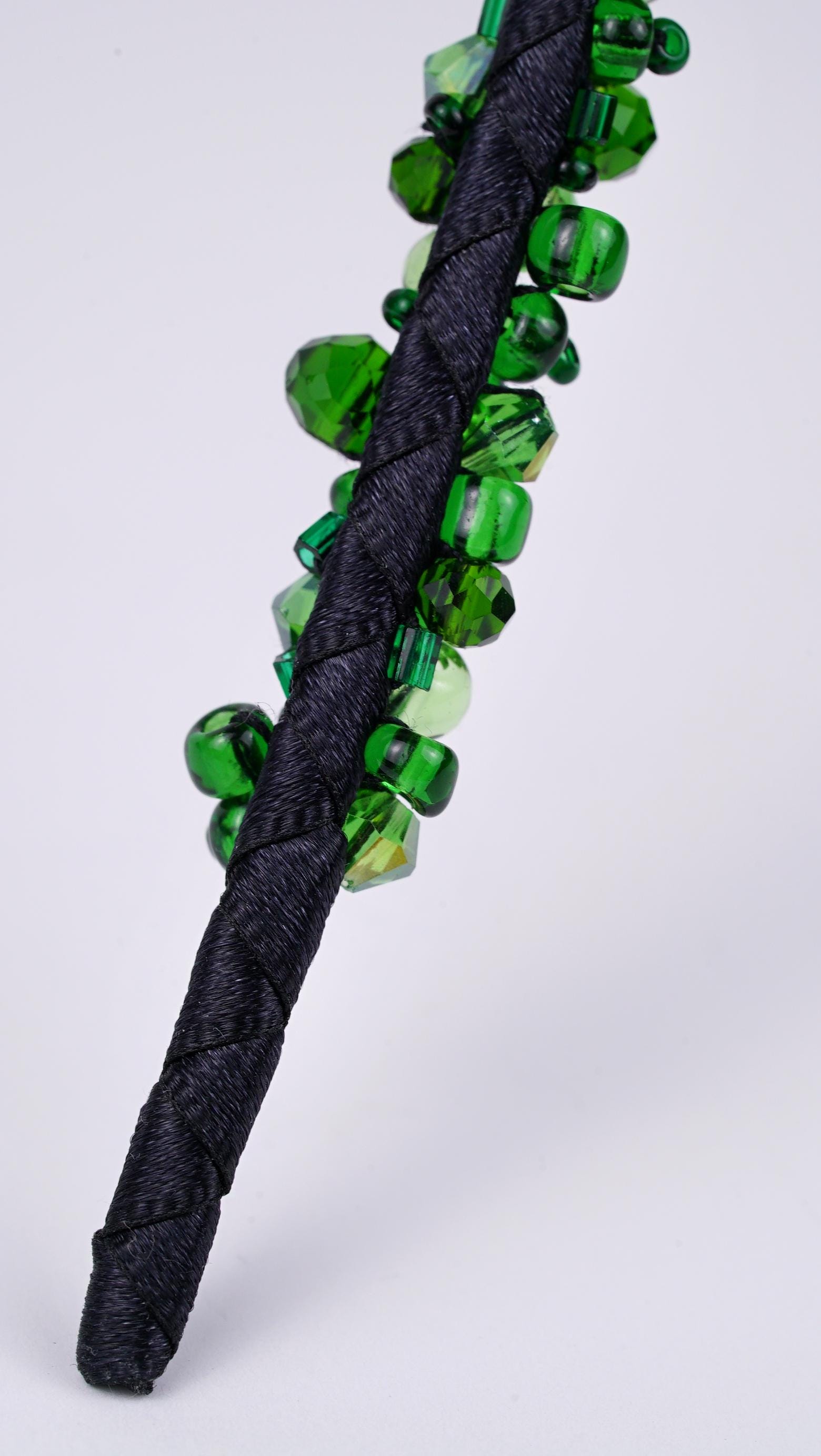 Emerald Dream Headband - handmade hair accessory with glass beads and glass crystals, gift for her, bridal accessory. - Thumbnail 5