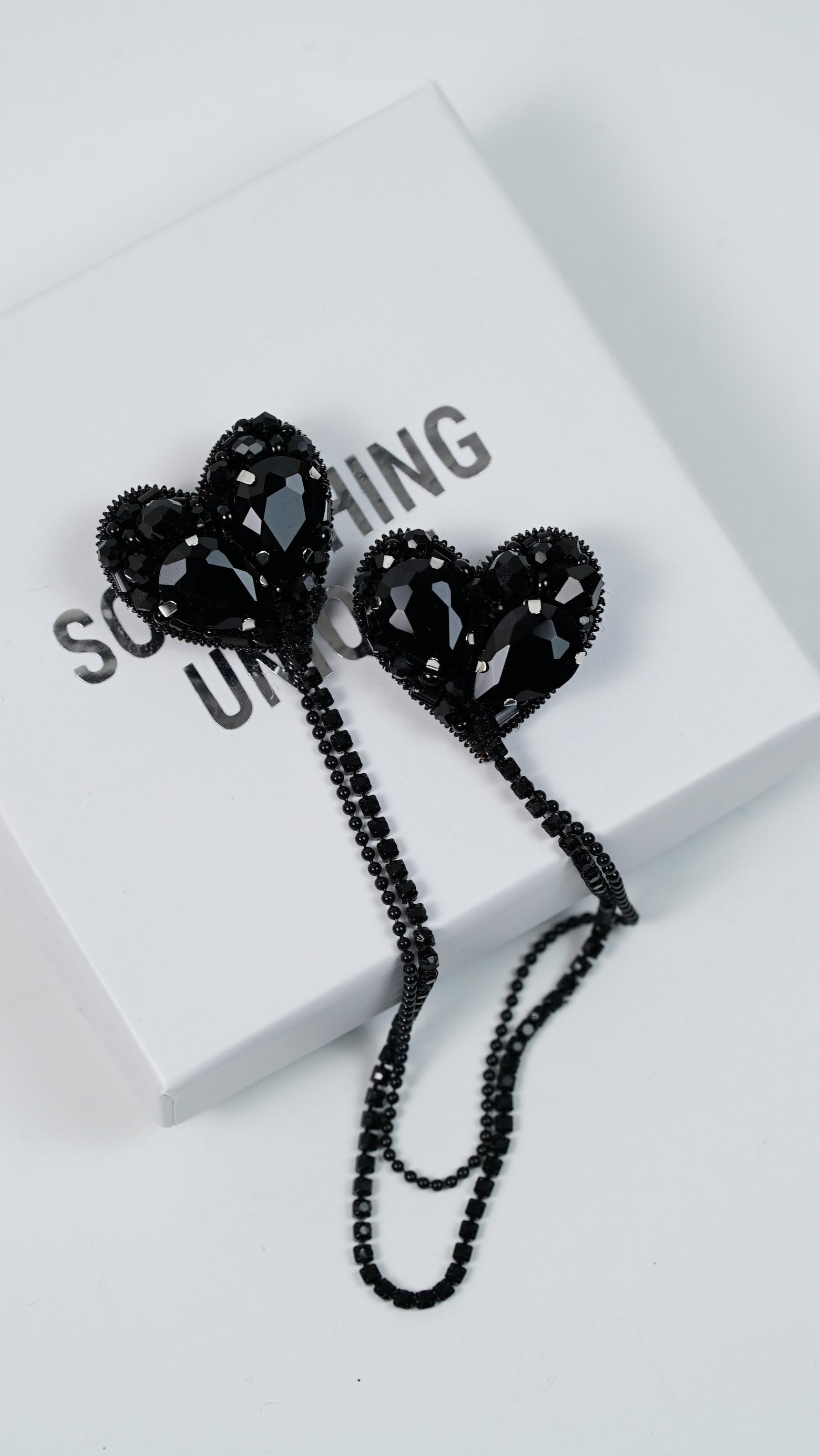 Two Hearts Connected Handmade beaded collar brooch with rhinestone chains and crystal beads - Thumbnail 5