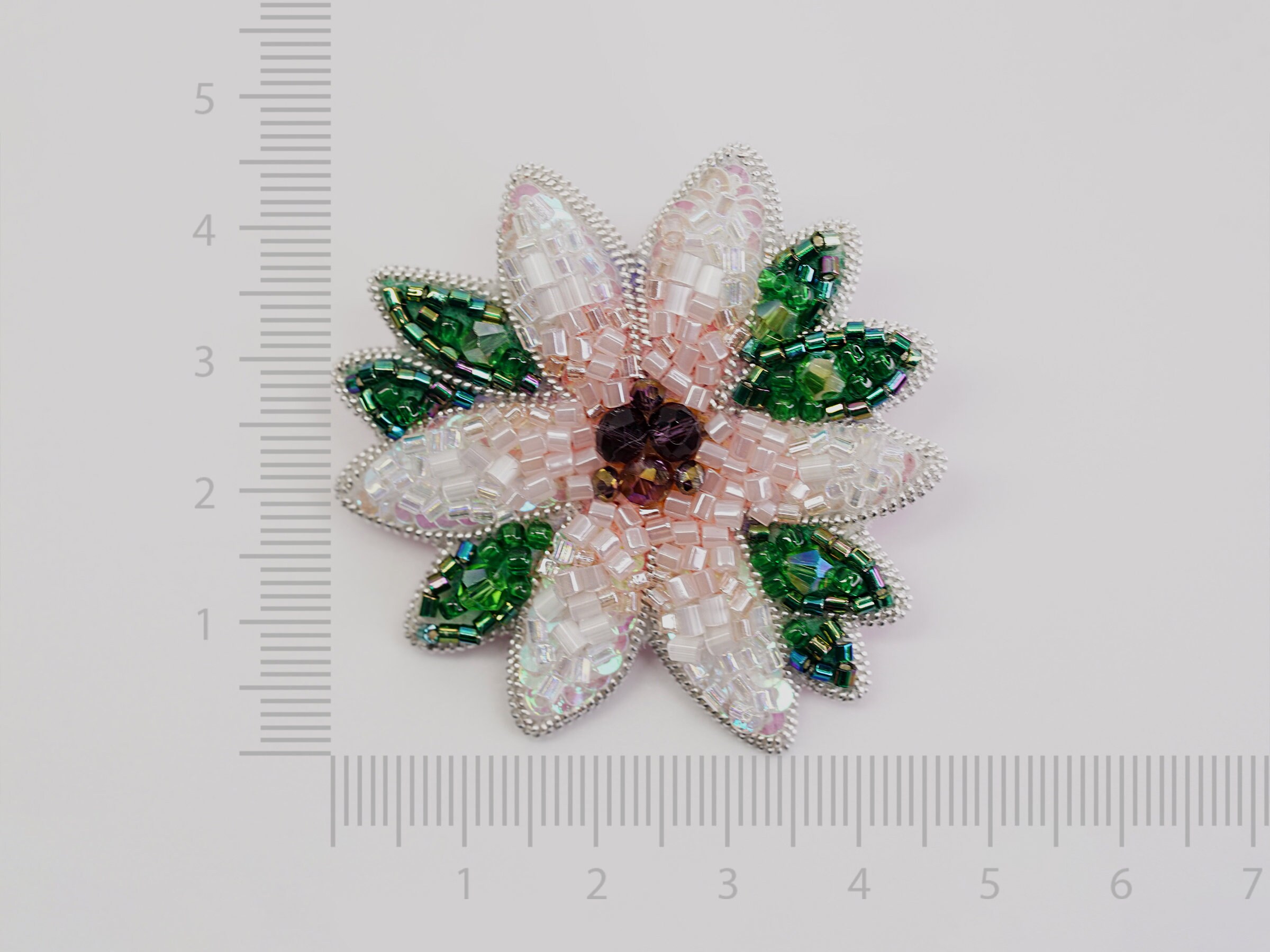 Spring Flower Beaded Brooch - Thumbnail 6
