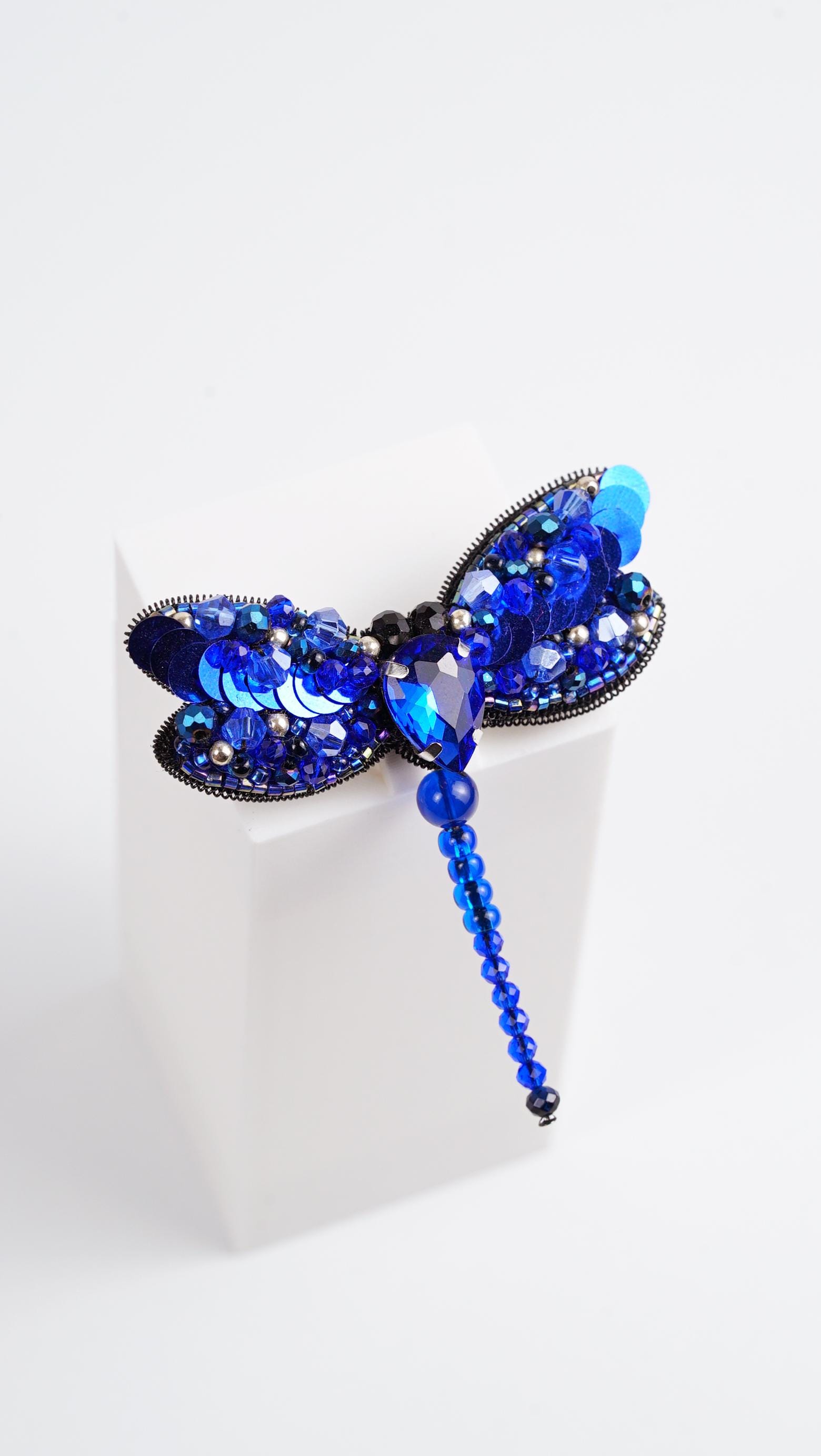 Navy Blue Dragonfly Beaded Brooch – Handmade Swarovski Crystal Jewelry, Statement Bug Pin, Embroidered Brooch Gift for Nature Lovers