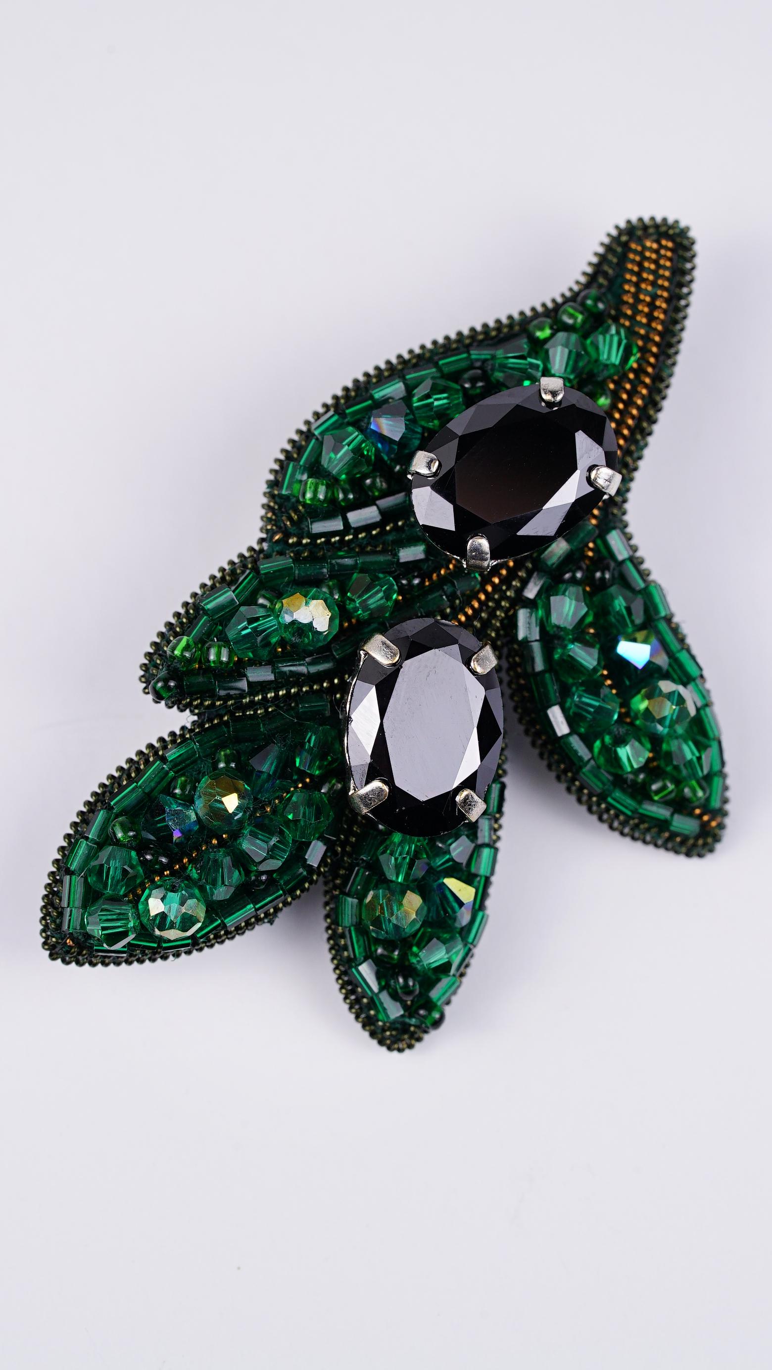 Olive branch beaded brooch, handmade beaded brooch, Swarovski crystal beads, gift for her - Thumbnail 7