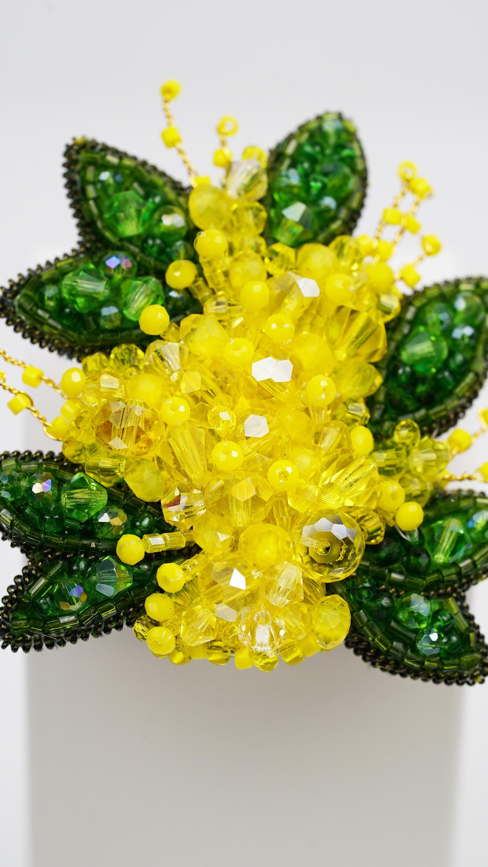 Handmade Mimosa Flower Beaded Brooch – Yellow & Green Crystal Floral Pin – Spring Jewelry – Nature-Inspired Gift - Thumbnail 4