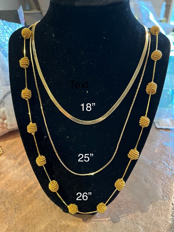 5 PS vintage, gold tone necklaces