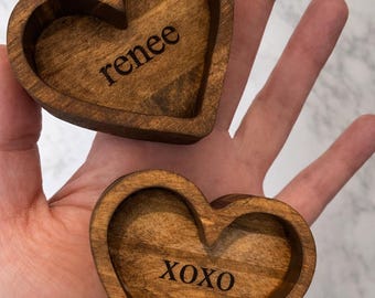 Personalized Wooden Heart Ring Dish – Custom Name Jewelry Holder