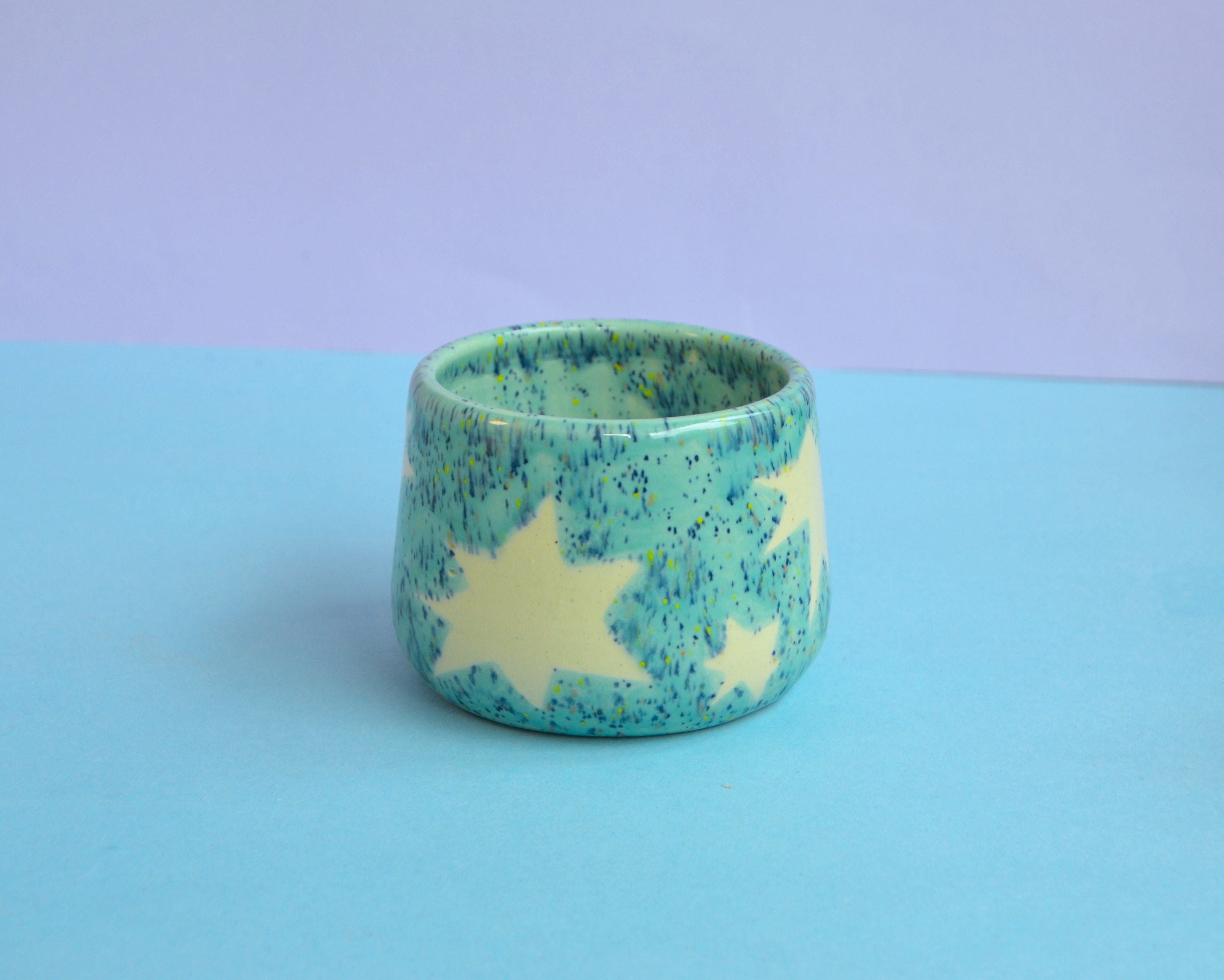 Hand Built Short Ceramic Mug – ESQUELETO