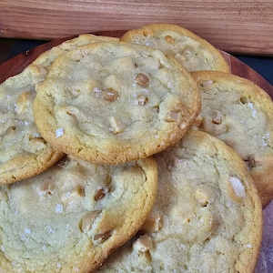 DIY Gourmet White Chocolate Macadamia Nut Cookie Kit|Handmade Cookie Kit|Cookie Mix|Make at Home Cookies|Homemade Cookies|Fun for Children