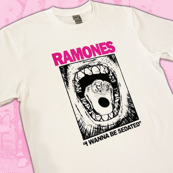 Camiseta blanca de banda punk Ramones I Wanna Be Sedated Etsy Espana