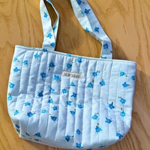 Blue Floral Quilted Tote Bag – Small Handmade Cotton Bag with Pocket, Gift for Her, Everyday Tote