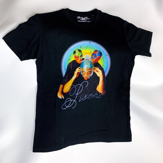Black T-shirt with rhinestones, Pisces IA boys band astro sign - Collab Astro Strass Mani feat. Emmanuelle Buchet