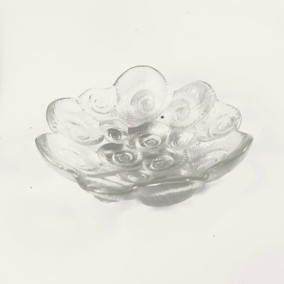 Carved shell glass bowl