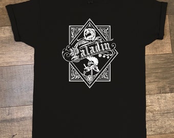 Paladin Dungeons and Dragons Character T-shirt. RPG. TRPG.DnD.