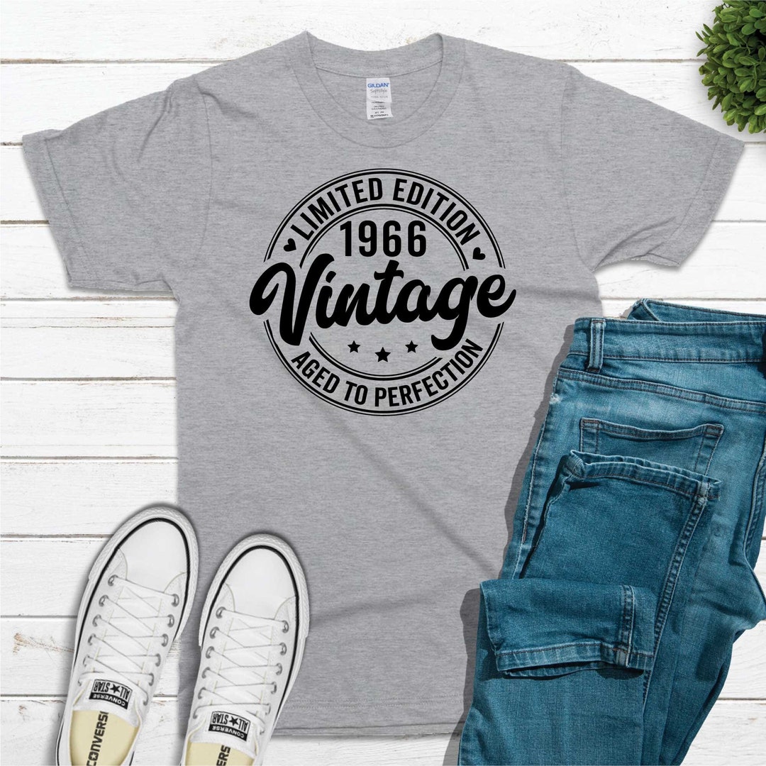 58 Year Old Vintage Classic Car 1966 58th Birthday Gift T-Shirt - Unisex Men Women