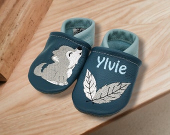 Organic crawling shoes leather slippers personalized wolf