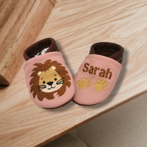 Organic crawling shoes leather slippers personalized lion