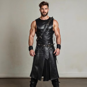 Medieval Leather Warrior Armor - Gladiator Costume - Black Roman Armor Vest & Kilt Skirt Outfit - Handmade Renaissance LARP Cosplay Costume