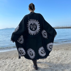サンキモノ ボヘミアン レディース 着物カーディガン ドレス カーディガン 和風ギフト 黒着物 夏用ナイトウェア ビーチローブ 母の日ギフト